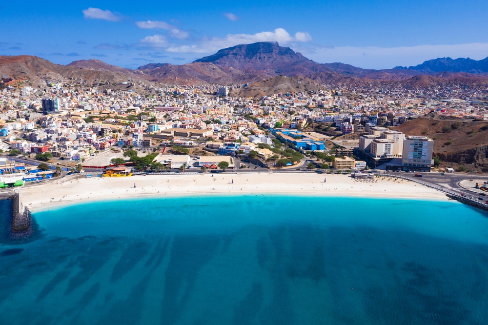 Guia Completo: Conduzir em Cabo Verde
